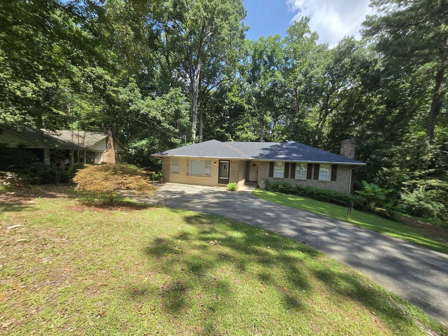 3 bed, 1975 sqft, $3,000 — Photo 2