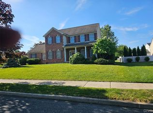1256 Crofton Dr, Bethlehem, PA 18017