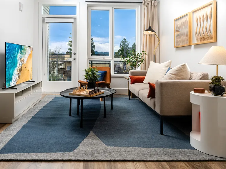 Alwell Apartments — Photo 21