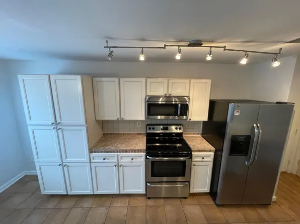 1834 Chantilly Ct, Virginia Beach, VA 23451