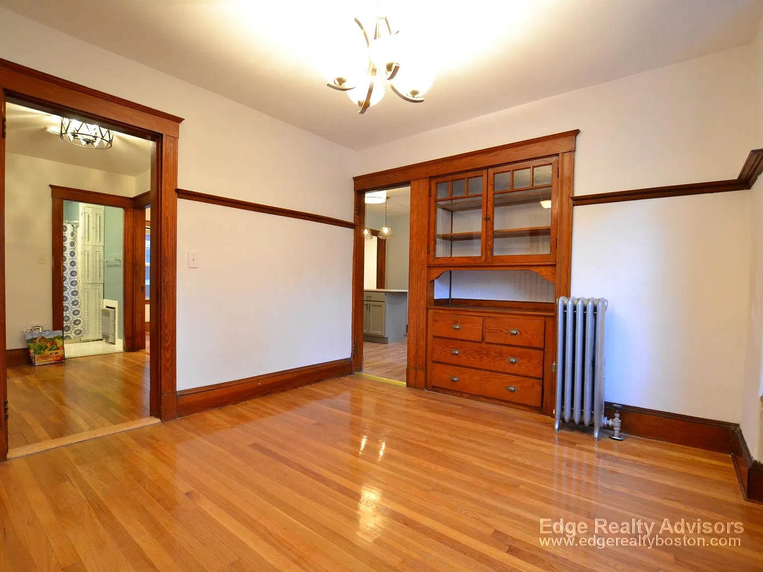 3 bed, 1.0 bath, $3,300 — Photo 4