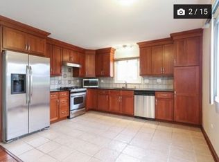 3256 Venard Rd, Downers Grove, IL 60515