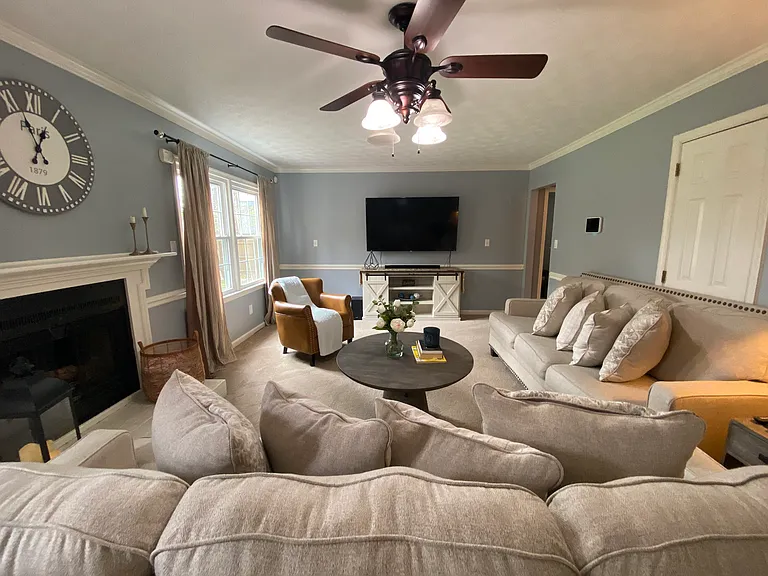 205 Fischer Dr — Photo 5