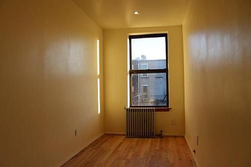 4th image of 375 Quincy St #3