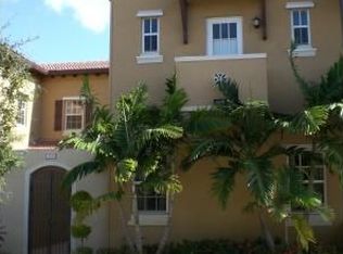 14608 SW 5th St #85, Pembroke Pines, FL 33027