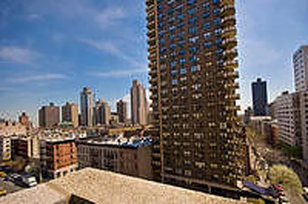 Sold by David Francis New York LLC | media 16