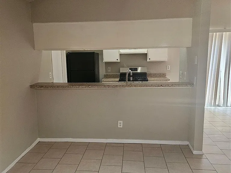 10111 Wild Hollow Ln — Photo 7