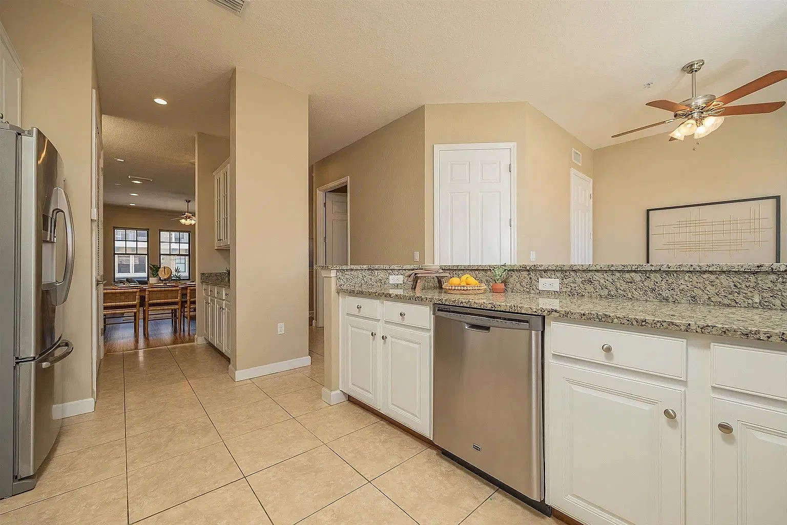 Palencia 2 Bedroom Townhouse — Photo 4