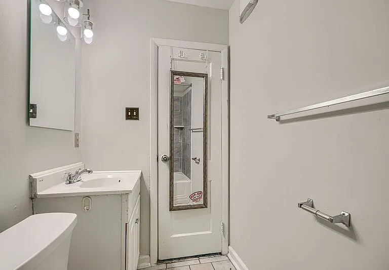 2976 Cornwall Rd #1 — Photo 13
