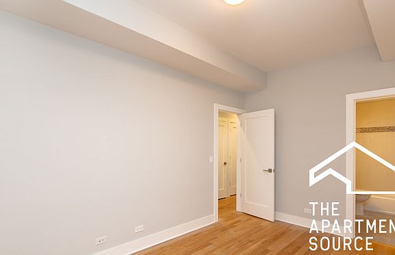 5th image of 1857 W Dickens Ave APT 3F