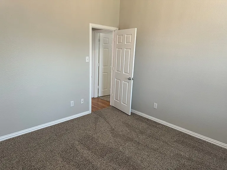 1117 Acacia Dr — Photo 22