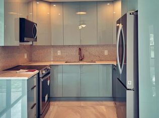 9287 Sunrise Dr, West Palm Beach, FL 33403