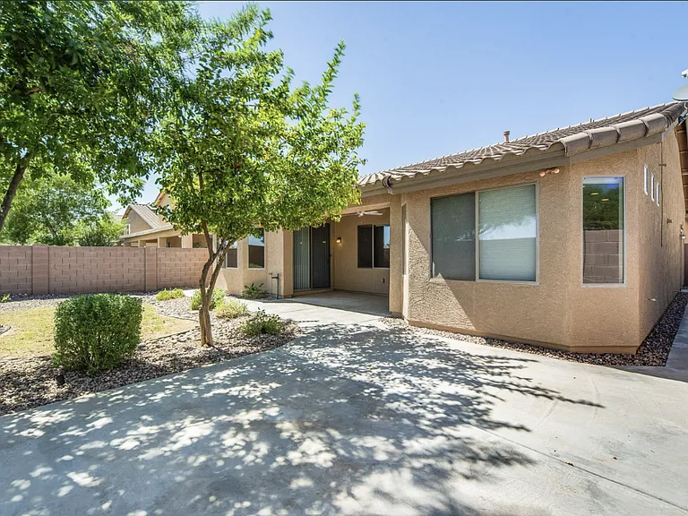 2307 W Spur Dr — Photo 12