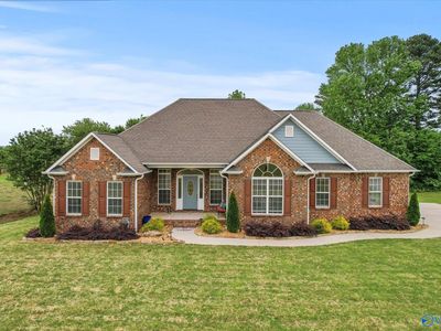 269 Payton Ln, Grant, AL, 35747