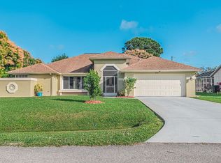 2121 SE Carnation Rd, Port Saint Lucie, FL 34952