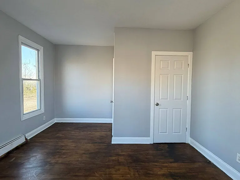 138-140 Clinton Ave #2F — Photo 9