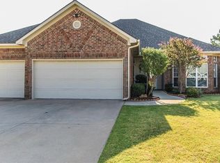 4017 Castlerock Rd, Norman, OK 73072