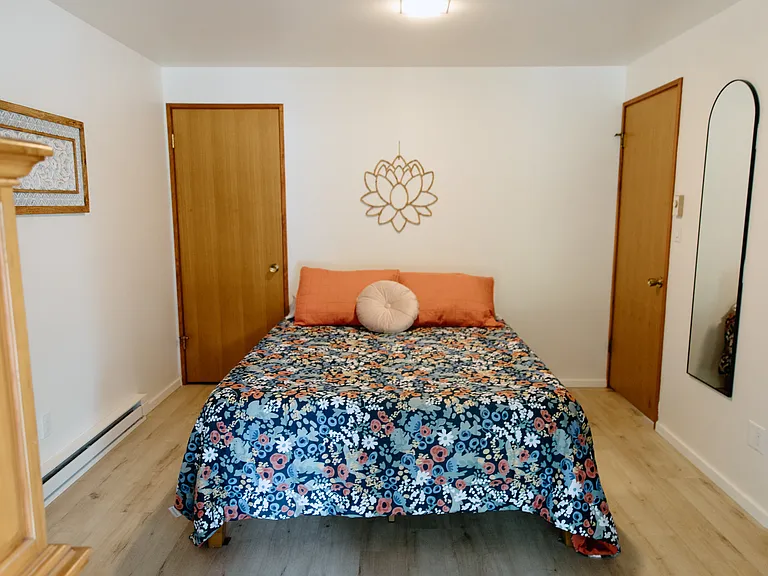 340 Lauder Ave — Photo 10