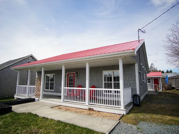 Church St #50, Lockeport, NS B0T 1L0
