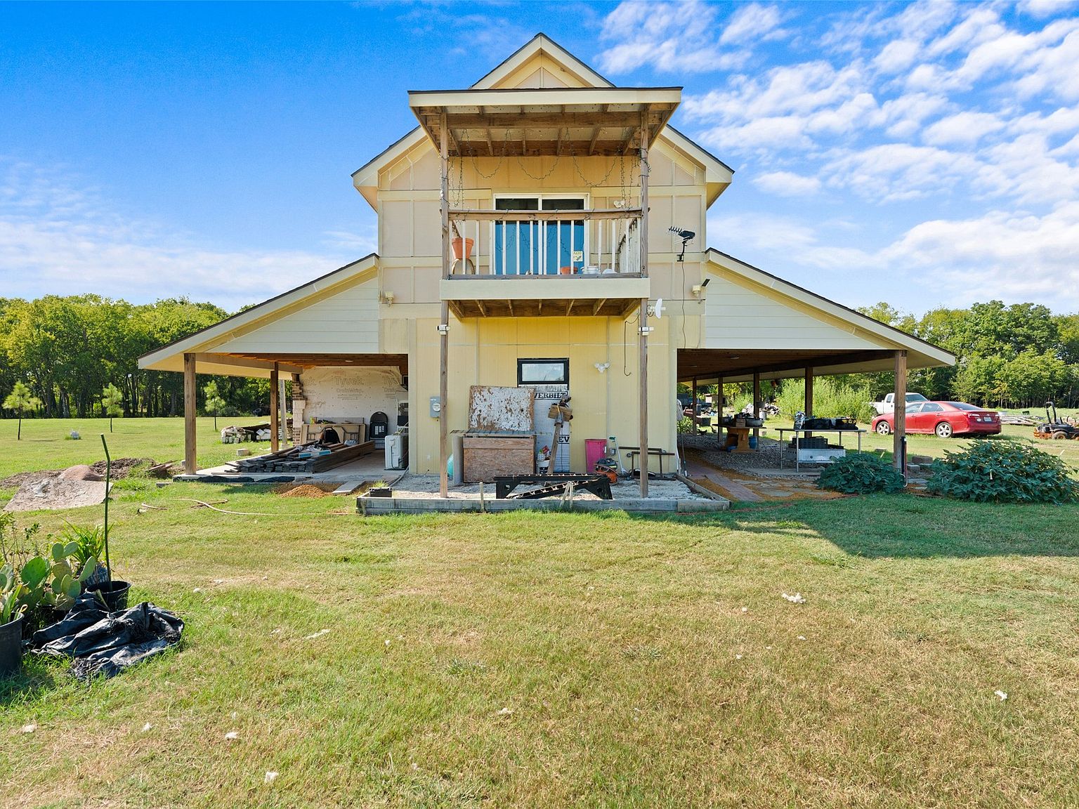 402 County Road 3422, Wills Pt, TX 75169 | MLS #21046068 | Zillow