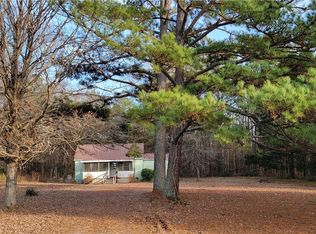 3796 Cut Bank Rd, Warfield, VA 23889