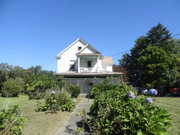 16 North St, Hatfield, MA 01038