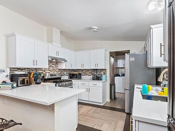 5th image of 1638 Calavo Rd Space 34