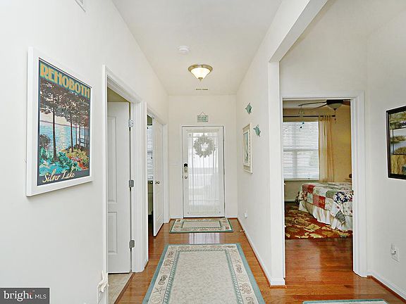 2nd image of 36224 Sanderling Dr #94