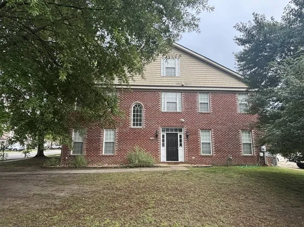 2021 Soundings Crescent Ct, Suffolk, VA 23435