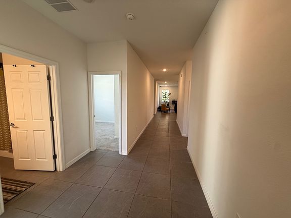 3rd image of 3976 Mayhill Loop