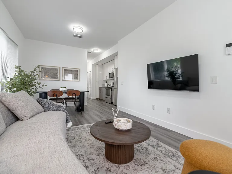 44 NW 10th Ave #2 — Photo 2