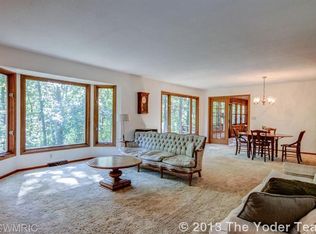 6830 Forest Valley Dr SE, Grand Rapids, MI 49546
