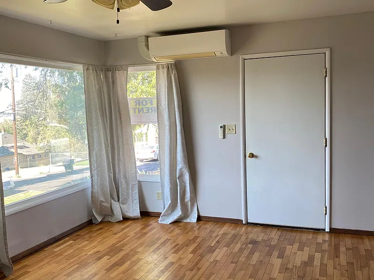 622 SW 5th St — Photo 4