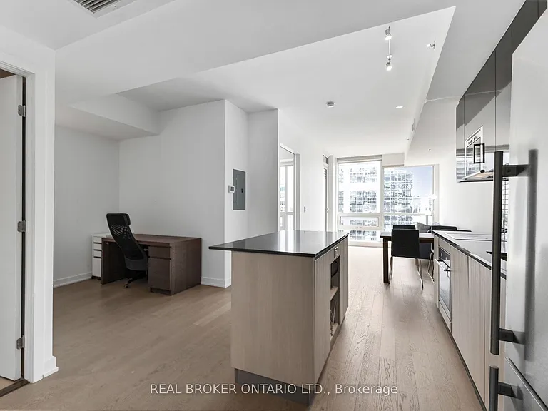 199 Slater St #1708 — Photo 4
