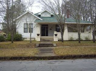 526 2nd St, McComb, MS 39648