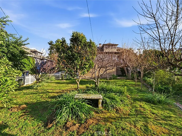 1200 Cedar Ave — Photo 47