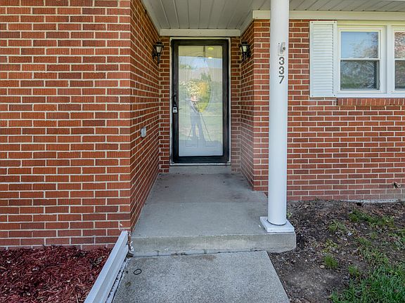 4th image of 337 S Dogwood Dr