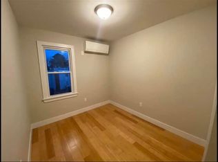 9-17 College Pl FLOOR 2, College Pt, NY 11356