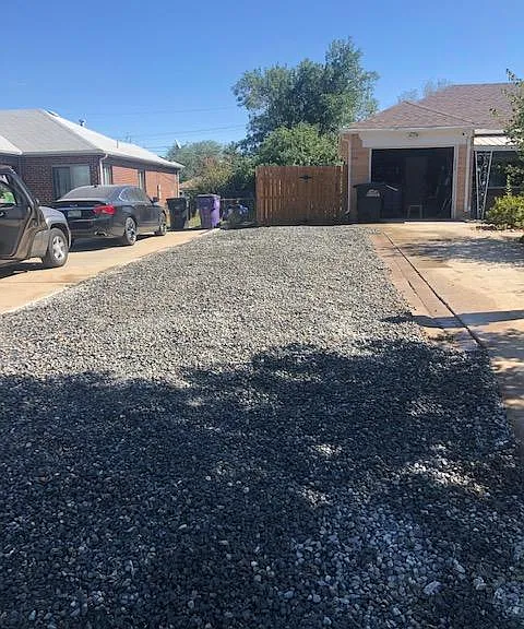2520 Poplar St — Photo 2
