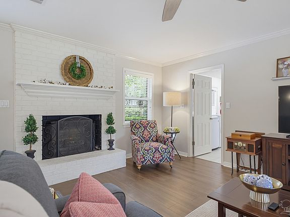 5th image of 3841 Flintwood Rd