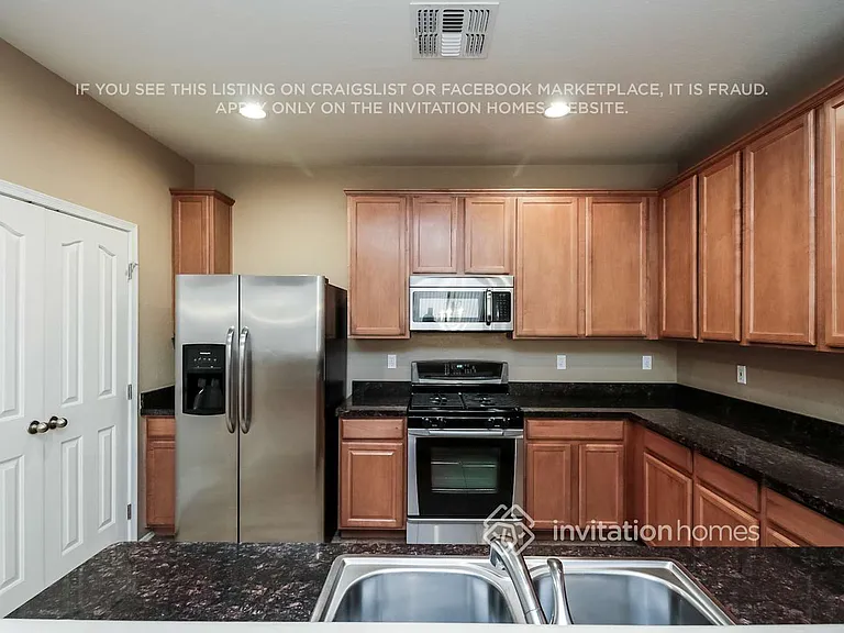3934 E Jasper Dr — Photo 6