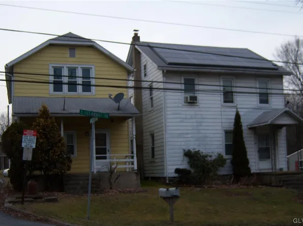 718-714 S Delaware Dr, Mount Bethel, PA 18343