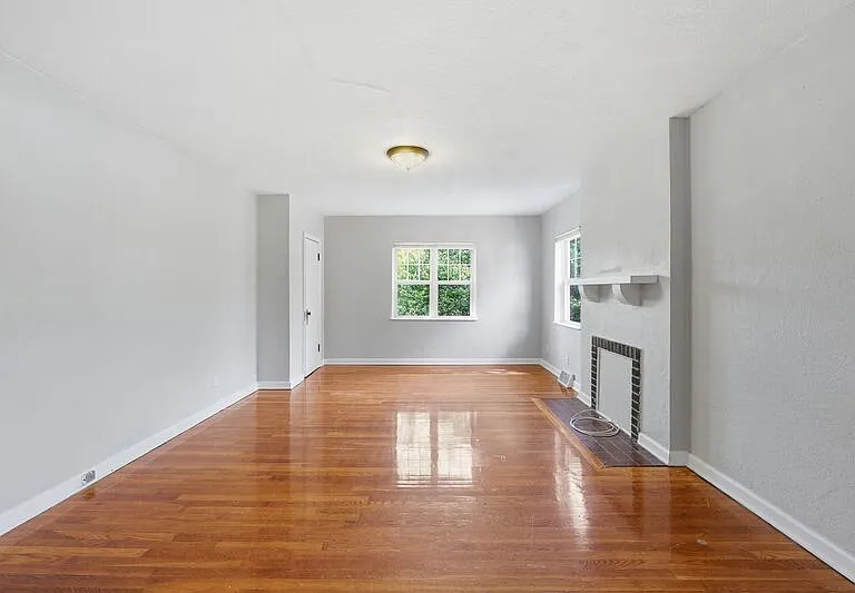 1048 Berkeley Rd #B — Photo 4