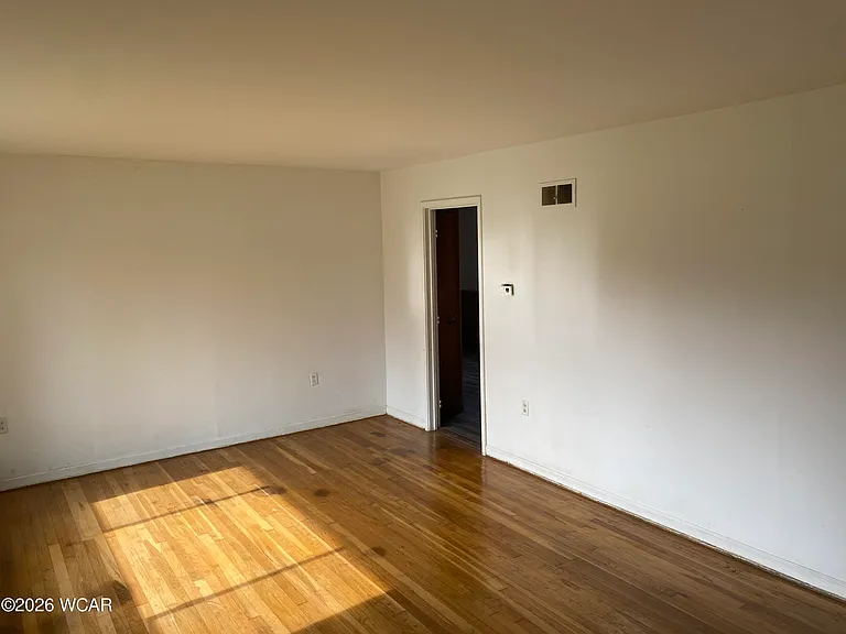 2044 Arcadia Ave — Photo 8