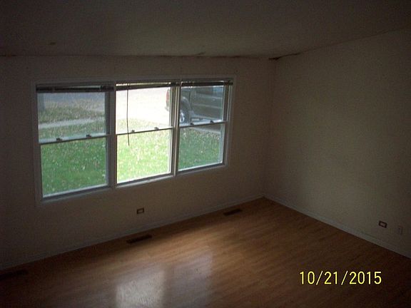 4th image of 1418 Windsor Cir