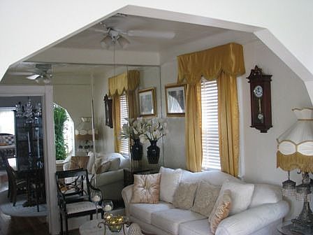 Living Rm 3
