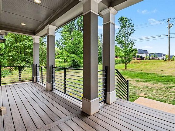 5th image of 670 Old Alpharetta Rd