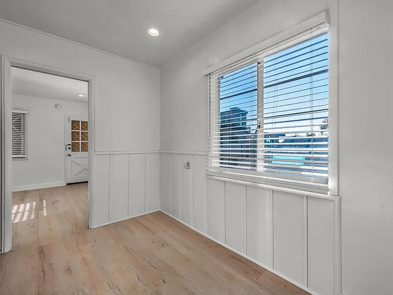 2826 Avenel St #2 — Photo 7
