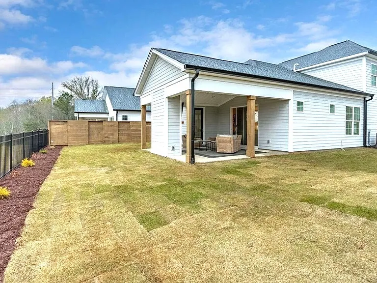 2322 High Bluff Loop — Photo 29