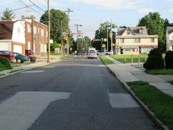 3rd image of 3 E Ashland Ave